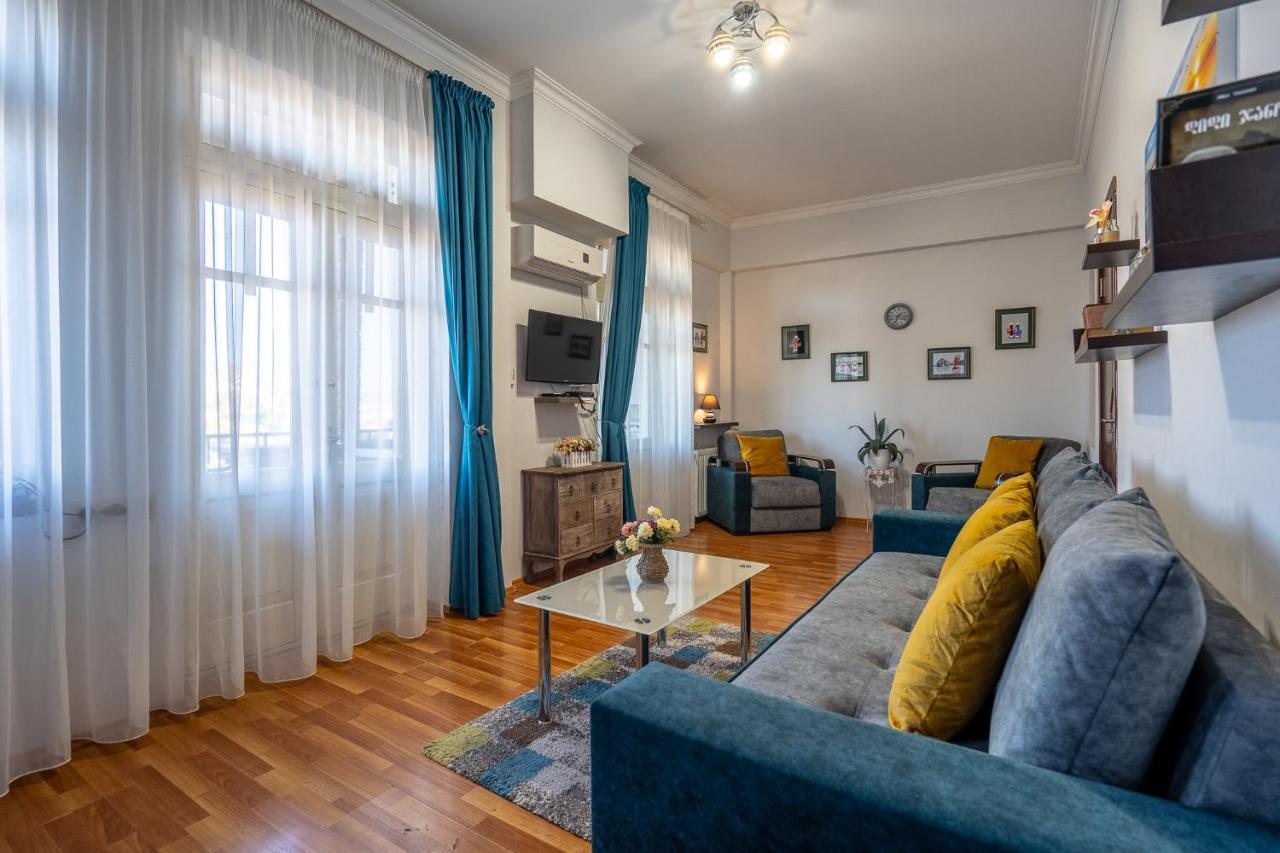 Golden View Apartment ティビリシ エクステリア 写真